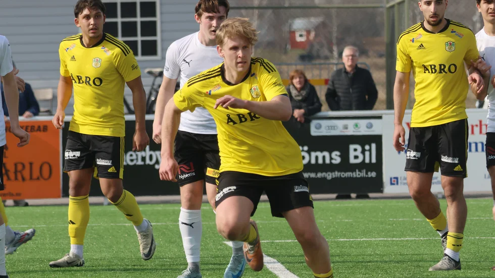 Oskar Stejdahl gjorde båda Vimmerbys mål mot Mjölby AI.