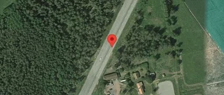 Olycka med en personbil på väg 288