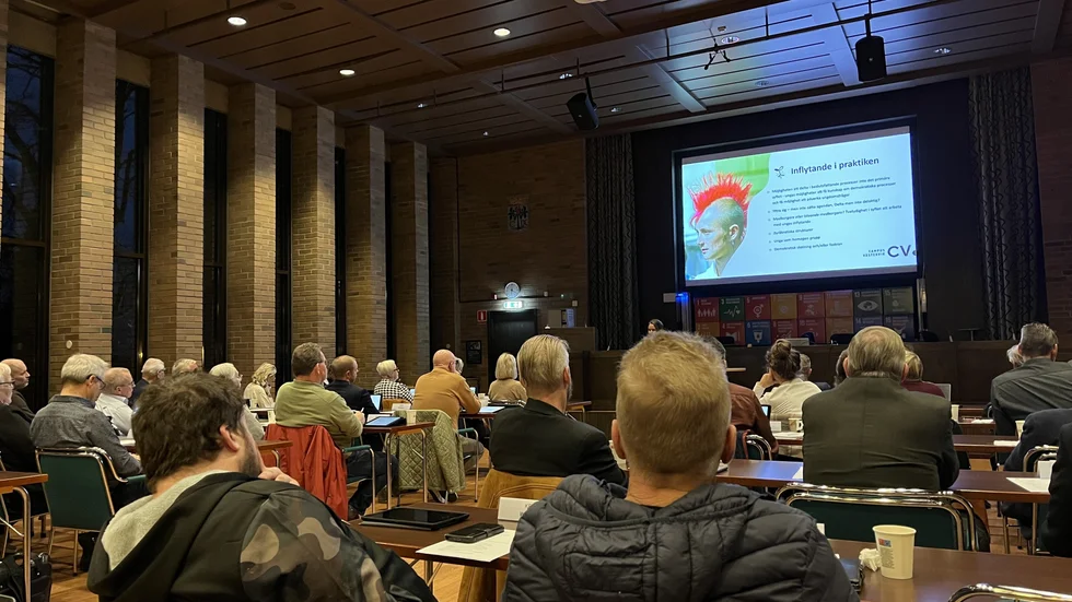 Det är fortsatta förändringar i kommunfullmäktige Vimmerby. Socialdemokraterna har nu två nya ersättare. 