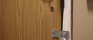Man häktad för mord: "Polisen letar aktivt"