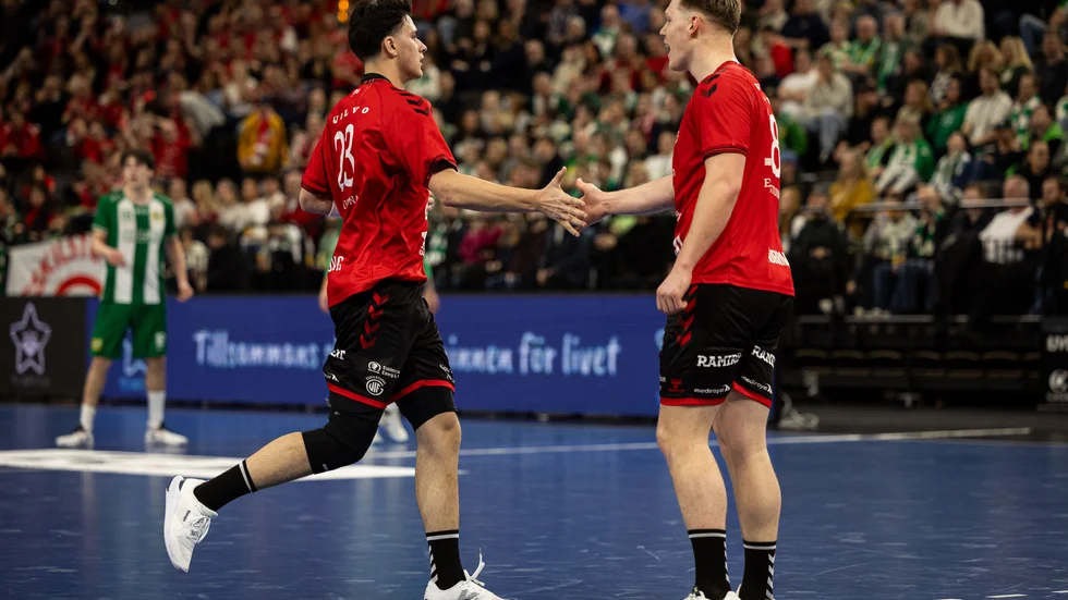 Nikola Roganovic var återigen en gigant för Guif i bortamatchen mot Hammarby. Tio nya mål blev det den här gången när Guif knep en poäng inför ett kokande Avicii Arena.