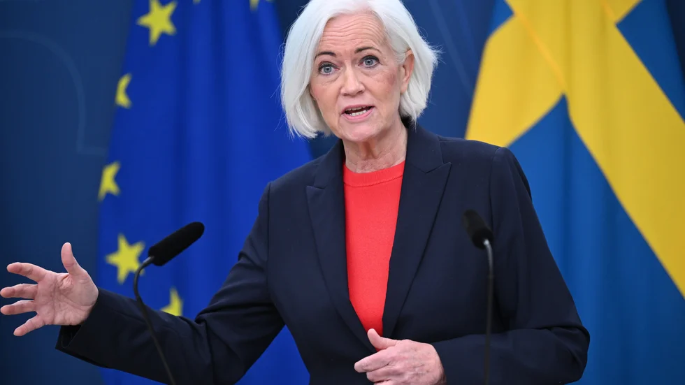 Sjukvårdsminister Acko Ankarberg Johansson (KD) under måndagens pressträff.