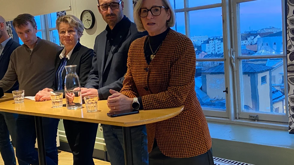 Eva-Britt Sjöberg lämnar som kommunalråd. Hon ingår dock fortsatt i kommunledningen men i den nya rollen som ordförande i fullmäktige. 