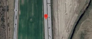 Stopp i ett körfält på grund av stillastående lastbil på E4