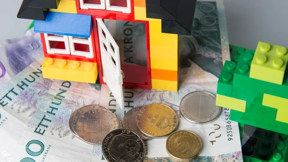Vid ett tillfälle lånade pappan ut 100 000 kronor till sonen i samband med att denne köpte ett hus. Men han fick inte tillbaks pengarna.