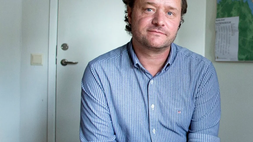 Patrik Sikt, verksamhetschef i kommunen, har under den senaste tiden fått bemöta kritik om brister i hemtjänsten. Han fick ta emot kritik även som äldreomsorgschef i Motala.