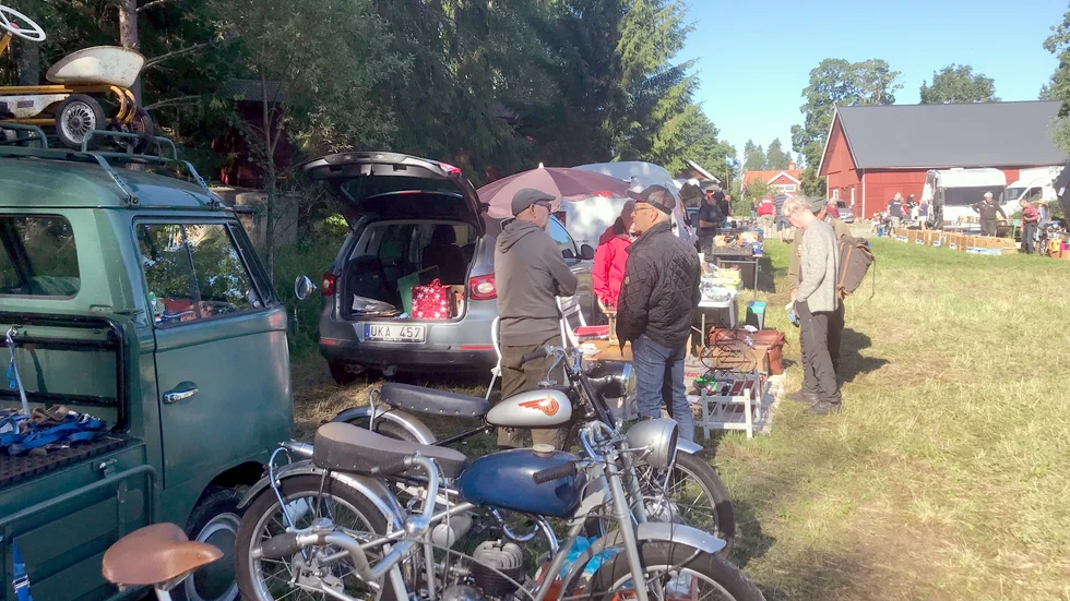 Mycket folk och mycket att se på Kolvbultarnas veteranmarknad i helgen. 