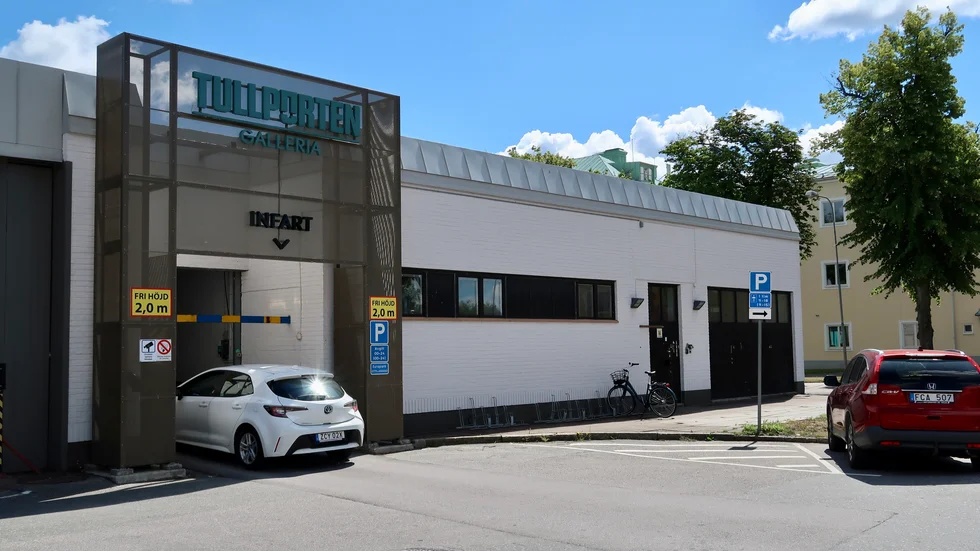Här är ingången till den lite dolda lokalen som den också hemliga hyresgästen snart förväntas flytta in i.