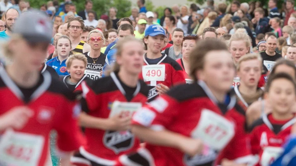 Arrangörerna räknar med många löpare till årets löparfest i Gnesta.