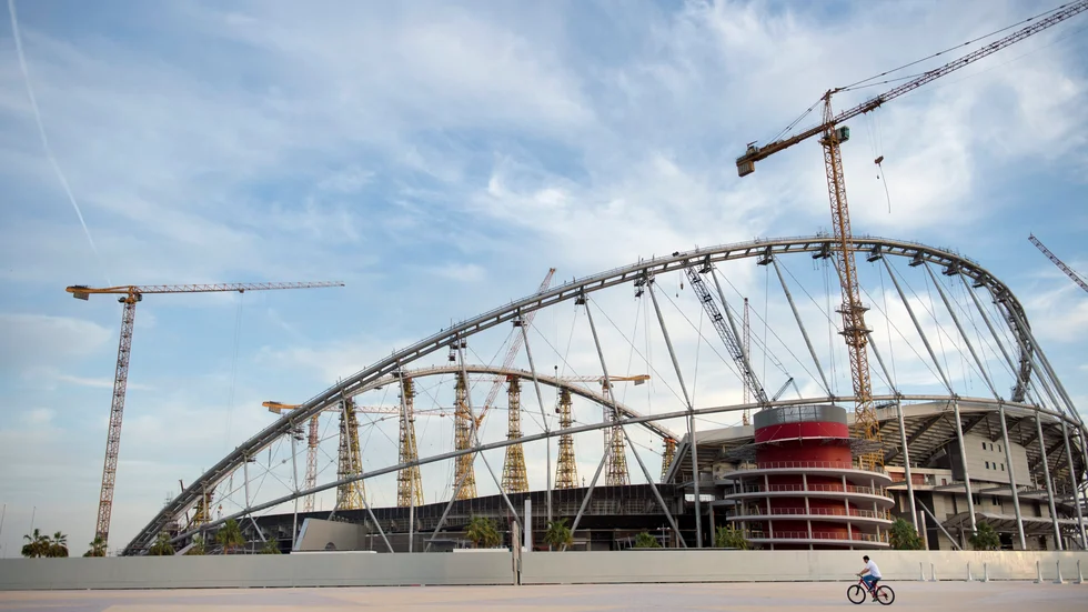 SPELPLATS. Tyvärr har både världen och fotbollen större problem än det mästerskap som just nu spelas i Qatar. 







 


