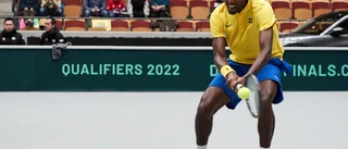 Elias Ymer tar covidsmittade stjärnans plats