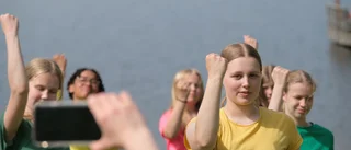 Flashmob på stan avslutar dansläger med filmtema: ”Det blir en kul överraskning”