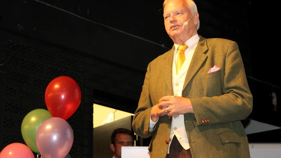 Krögaren, tillika vinkännaren och professorn Carl Jan Granqvist, gestaltar Gustav Vasa i Strängnäs den 8 juni.