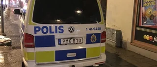 Polisinsats i videobutik efter konflikt i affären