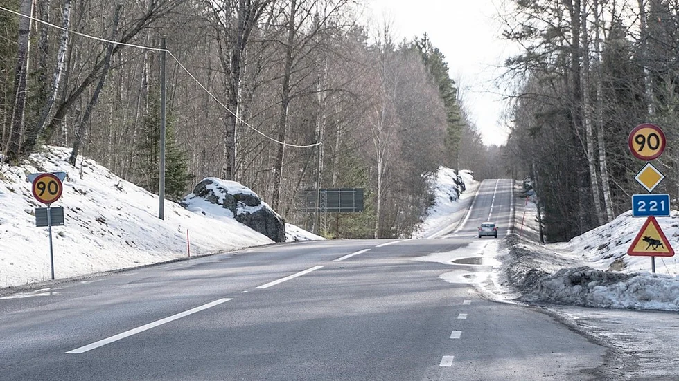 Olyckan skedde på väg 221 strax utanför Flen.