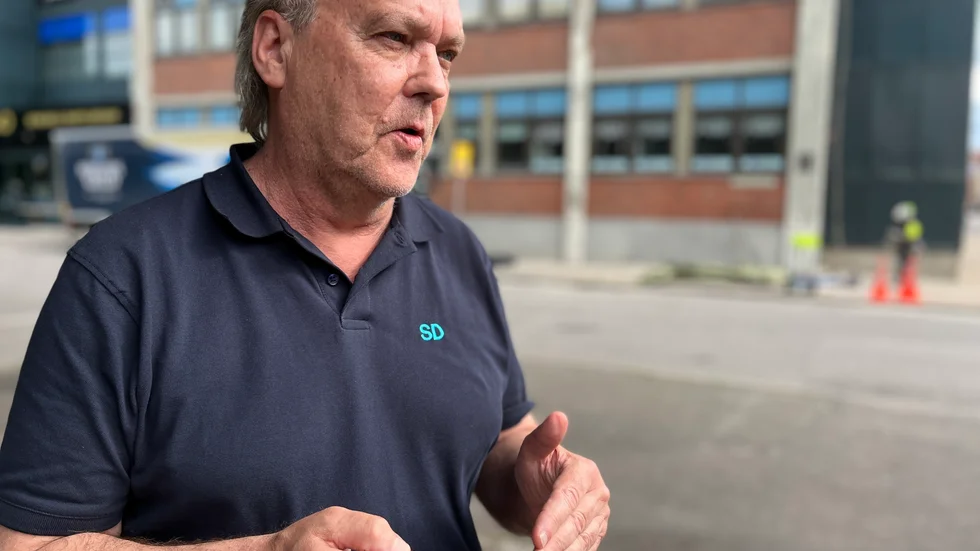 Benny Sellborn (SD) lämnar över ordförandeklubban för partiet i Norrköping på söndag. "Det finns ingen dramatik bakom det. Jag vill ta det lite lugnare", säger han.