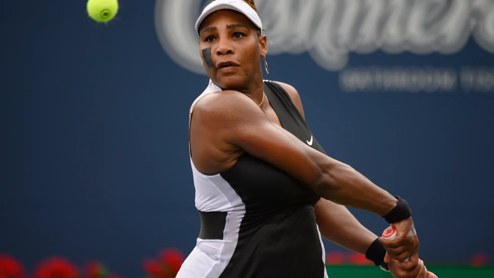 Serena Williams under den pågående WTA-turneringen i Toronto.
