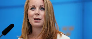 Lööf öppnar för att ingå i S-regering