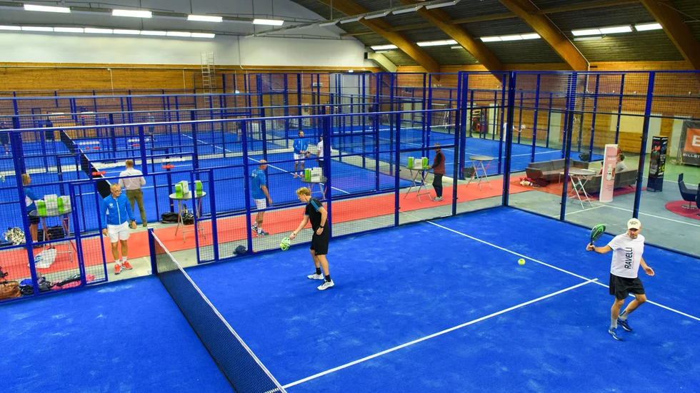 Har padelsporten nått sin peak och är på väg ner? De hallägare vi pratat med märker en liten nedgång m,en är inte oroliga för framtiden.