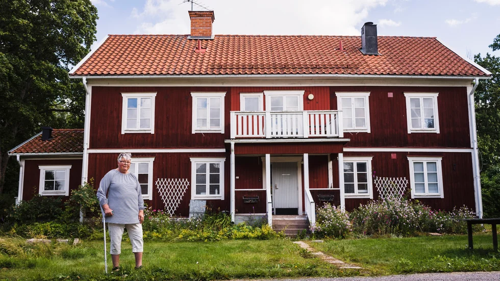 Gunilla Larsson tycker att det vore synd om huset i Bälinge revs. "Det är en gammal kulturbyggnad från 1800-talet, som var det första åldersdomshemmet i Bälinge" säger hon. 