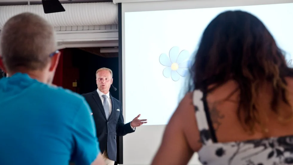 Stefan Jakobsson, Sverigedemokraternas skolpolitiska talesperson, besökte Gnesta.
