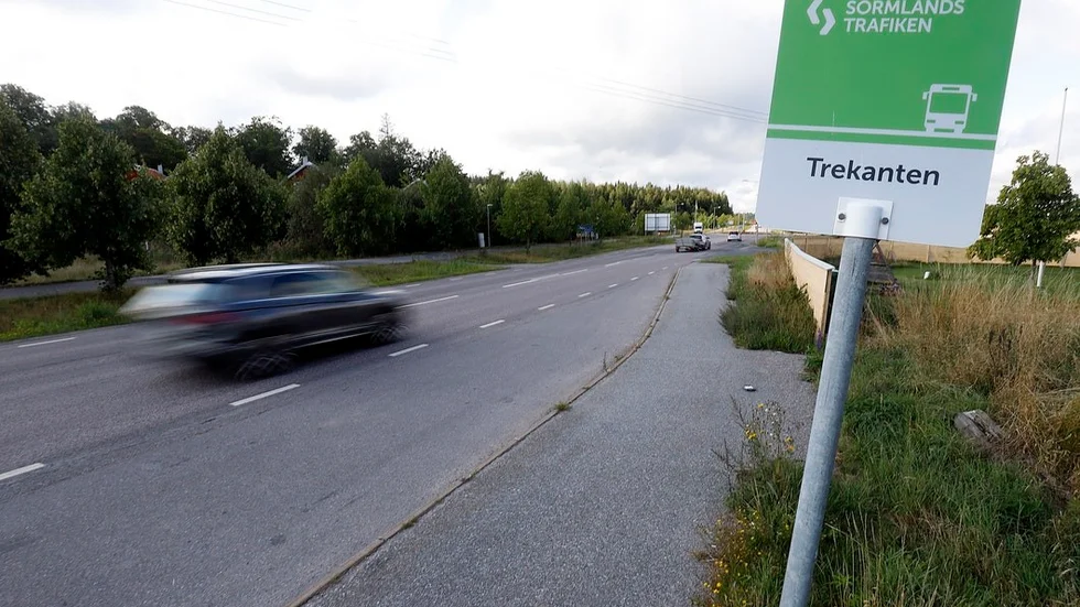 Misshandeln ska ha skett på en gång- och cykelbana mellan Mariefred och Läggesta, enligt polisanmälan (arkivbild).