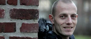 Pierre blev uppbjuden till isdans