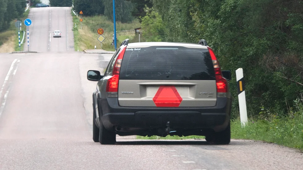 Om man som förälder vill köpa en stor, bensindriven Epa till sin tonåring måste man tänka igenom vad det innebär för klimatet och barnens framtid, skriver krönikör Catarina Nitz.