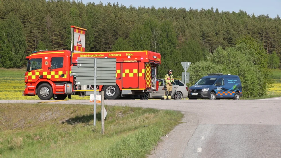 Två bilar var inblandade i olyckan vid E 18 på onsdagen. 