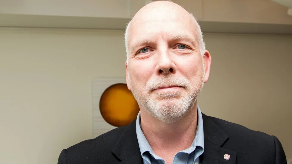 Anders Öberg, regionråd (S) i opposition, skriver regelbundet på sidan 2 i NSD.