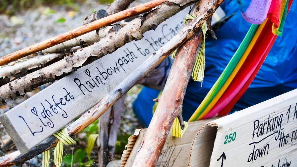 Sedan i början av augusti har organisationen som kallar sig för Rainbow Gathering samlats i Kallak utanför Jokkmokk.