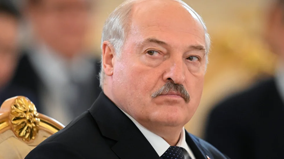Belarus president Aleksandr Lukasjenko. Ännu en oppositionsaktivist har dömts till ett långt fängelsestraff i det auktoritärt styrda landet. Arkivbild.
