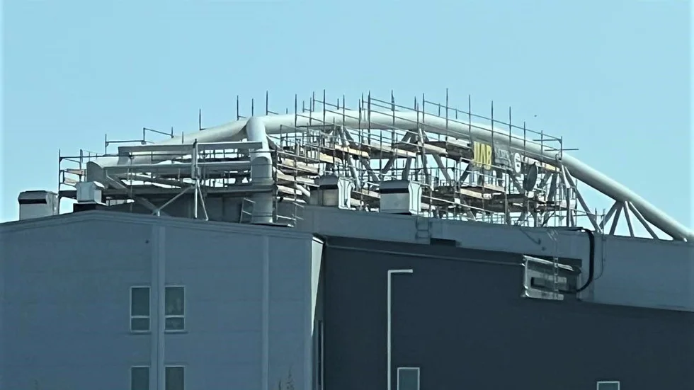 Den karaktäristiska bågen på Coop Norrbotten Arena ska målas om och få en uppdaterad belysning.
