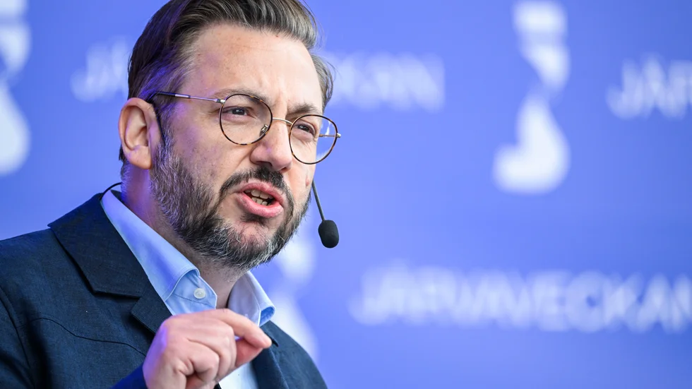 Centerpartiets ledare Muharrem Demirok är en av de partiledare som talat under Järvaveckan i år.