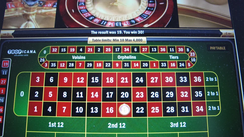 På torsdagen meddelas dom i målet där en person dragit spelbolaget Betsson inför domstol. Arkivbild.