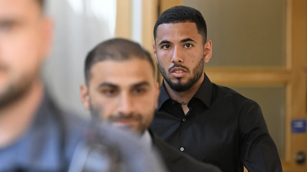 Malmö FF:s Sergio Peña i Malmö tingsrätt. Peña står åtalad för grovt rattfylleri efter att ha kört hem från ett restaurangbesök i centrala Malmö efter att han enligt egen uppgift druckit fyra, fem glas vin.
