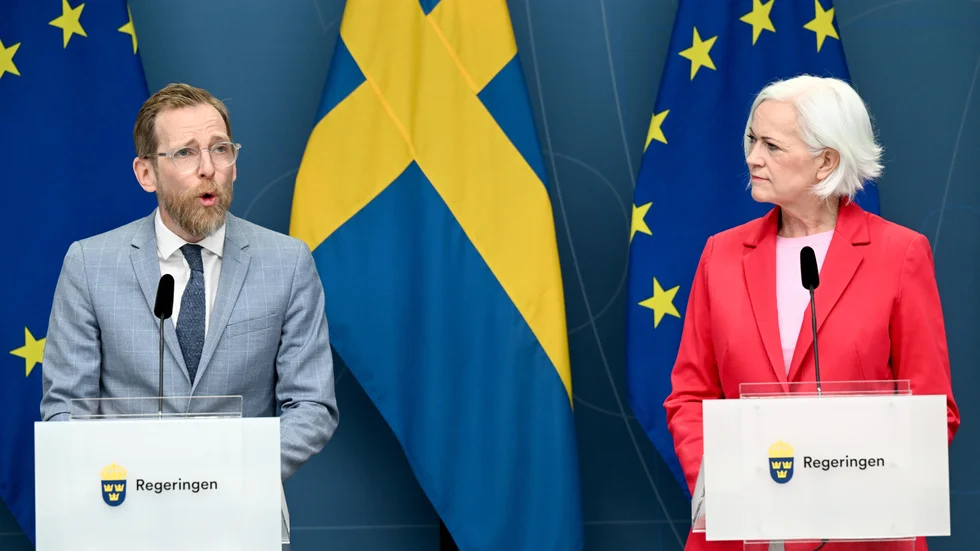 Socialminister Jakob Forssmed (KD) och sjukvårdsminister Acko Ankarberg Johansson (KD) utlovar bättre vård och rehabilitering för den som drabbas av postcovid.