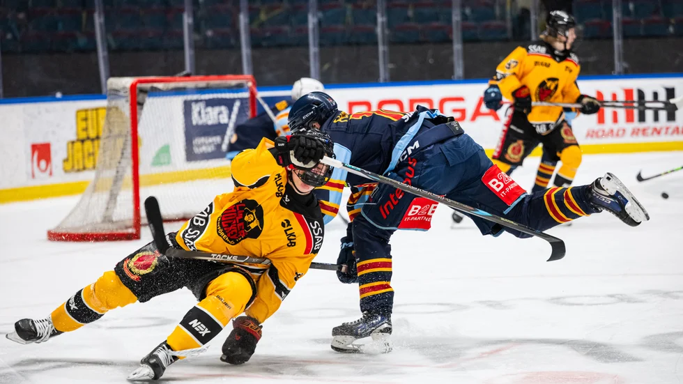 Djurgården vände underläge i slutminuten och vann sedan i förlängningen mot Luleå Hockey och därmed också SM-guldet.