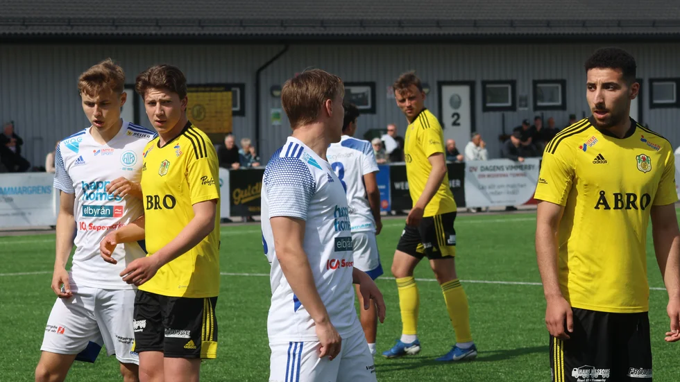 Vimmerby IF spelade hemma mot Waggeryd under första maj.