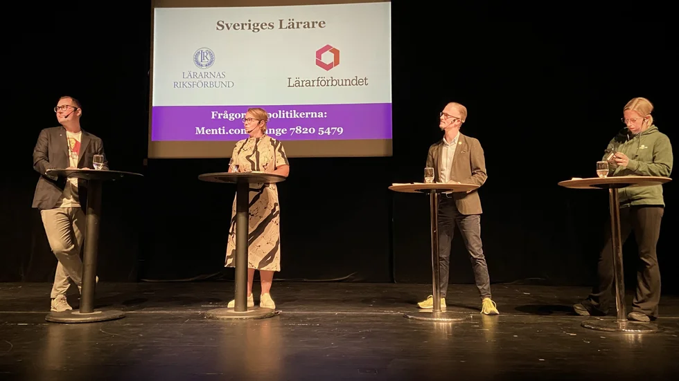 Fredrik Stenberg (S), Evelina Fahlesson (S), Andreas Löwenhöök (M) och Katarina Larsson (C) deltog i debatten.