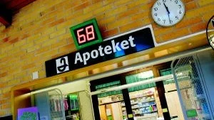 Fler i centrum. På Stora Trädgårdsgatan finns i dag ett apotek i samma byggnad som hälsocentralen. Det är möjligt att just detta apotek flyttas till en plats intill infarten.Foto: ANDERS STEINER