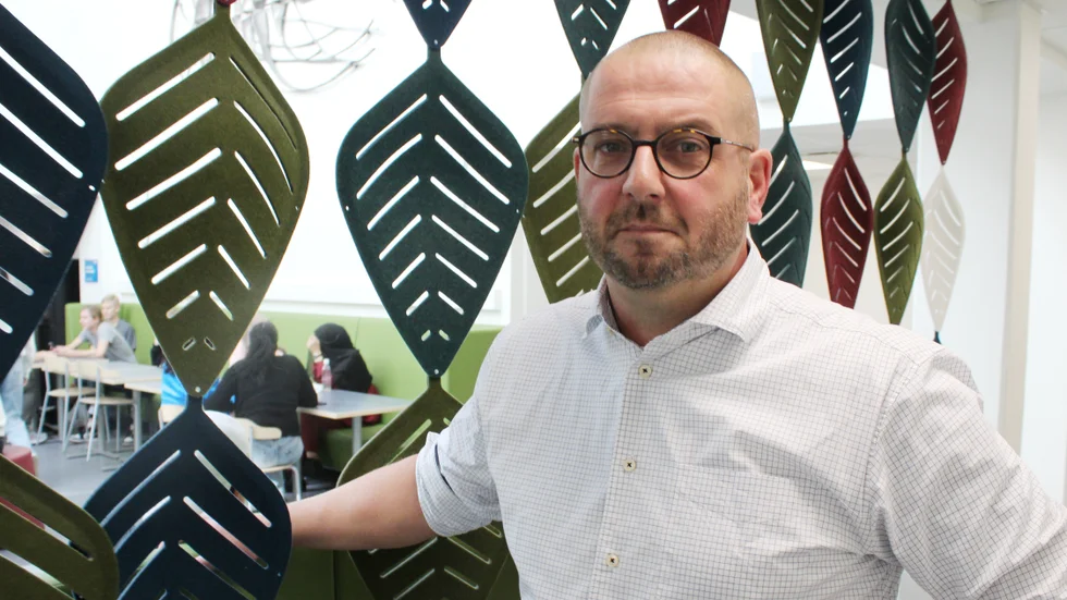 Jörgen Jonsson, gymnasie-och vuxenutbildningschef i Västervik, ser klassindelningen som ett olyckligt misstag.