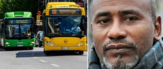 Solomon fick gå över en mil – bussen hade åkt • Har tröttnat: "Kanske måste köpa en till bil"