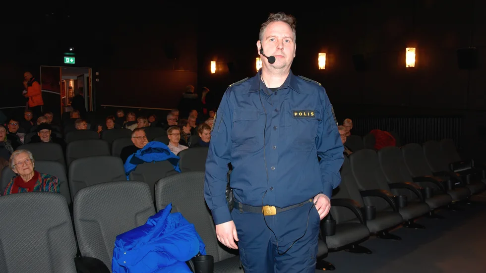 "Vi är generellt lite för godtrogna. Vi måste vara uppmärksamma. Bedragarna scannar av och söker hela tiden nya sätt att tjäna pengar, de jobbar ofta i grupp om tre eller fyra personer och är väldigt svåra att upptäcka" säger Jan-Erik Abrahamsson.