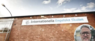 9-årig skolelev fick bula stor som ett ägg – träffades av byggstaket ✓Rektorn: "Oacceptabelt"