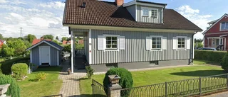 Nya ägare till 40-talshus i Motala - prislappen: 2 900 000 kronor