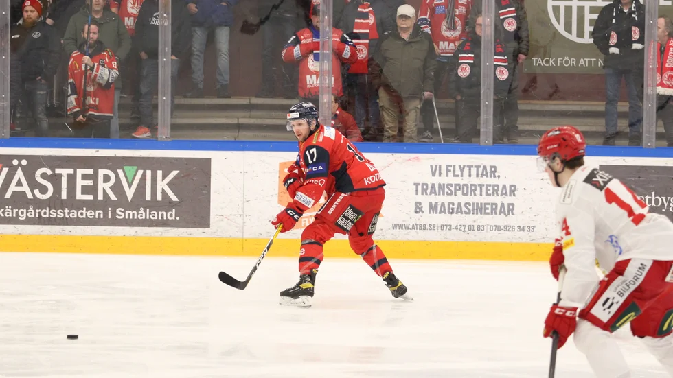 Cole Ully gjorde en riktigt bra match när VIK tog sig an Almtuna i grundseriens sista omgång.