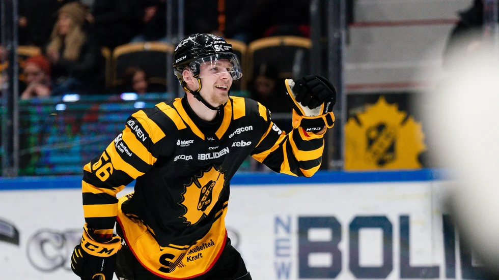 I den 27:e SHL-matchen med Skellefteå AIK kom det första målet efter att en isare letat sig in bakom Jacob Johansson i Timråkassen.