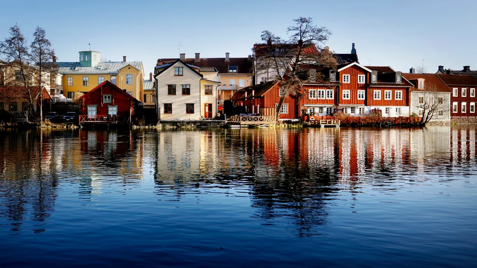 Eskilstunaån rinner genom hela centrum.
