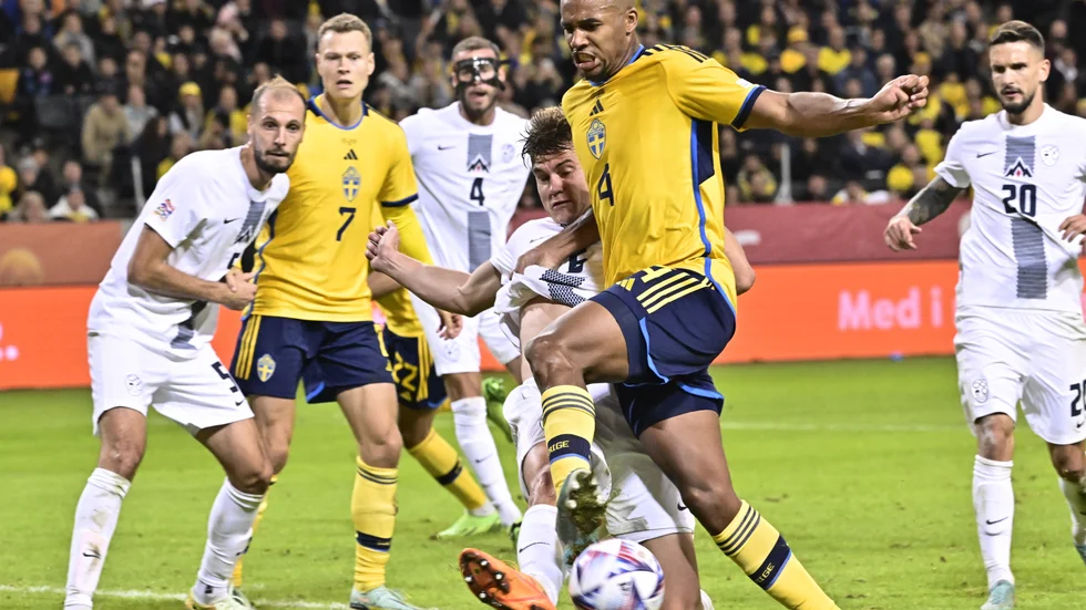 Isak Hien debuterade i landslaget mot Serbien i september. Han lär får en ny chans när landslaget avslutar säsongen mot Algeriet i Malmö den 19 november. Arkivbild.